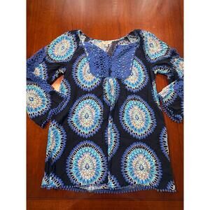 Crown & Ivy Black and Blue Top Size XS